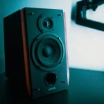 How to Use a Smart Speaker: Beyond the Basics Most Owners Never Discover